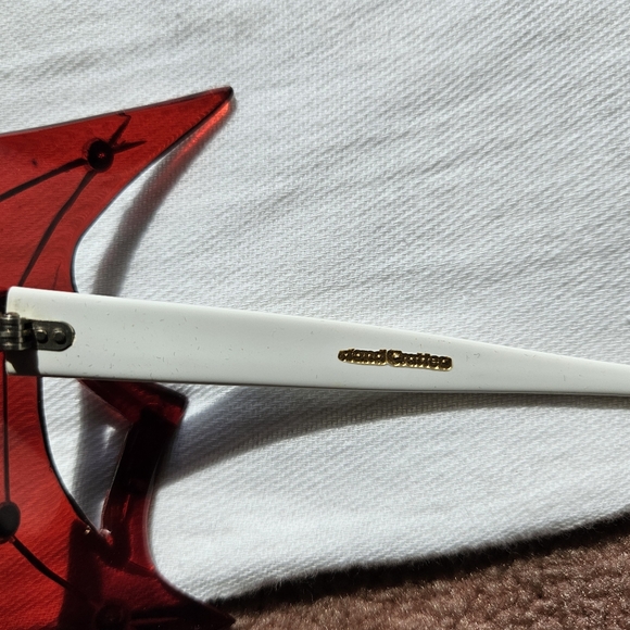 stand Grattea Glasses - Picture 5 of 6